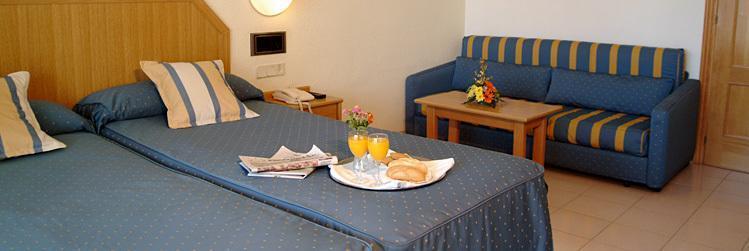 Hotel Ar Roca Esmeralda & 3*