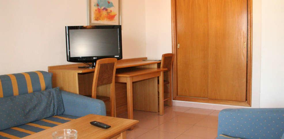 Hotel Ar Roca Esmeralda & 3*